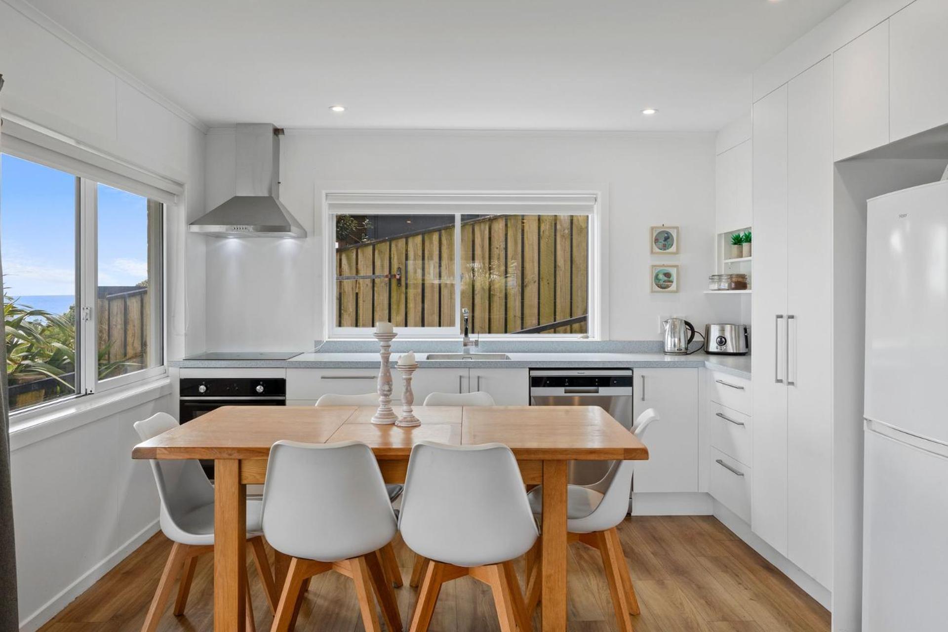 Wow On Wanaka Bay Apartment New Plymouth Ngoại thất bức ảnh